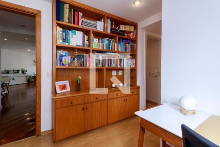 Apartamento à venda com 252m², 3 quartos e 4 vagasEscritório