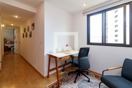 Apartamento à venda com 252m², 3 quartos e 4 vagasEscritório