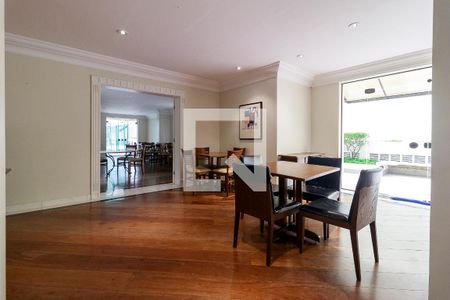 Apartamento à venda com 252m², 3 quartos e 4 vagasSalão de Festas