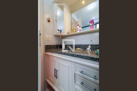 Apartamento à venda com 252m², 3 quartos e 4 vagasSuíte 2 - Banheiro