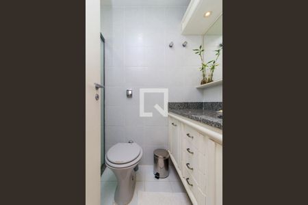 Apartamento à venda com 252m², 3 quartos e 4 vagasSuíte 3 - Banheiro