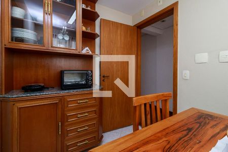 Apartamento à venda com 252m², 3 quartos e 4 vagasCopa