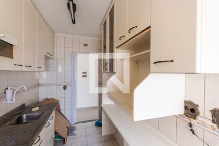 Apartamento à venda com 64m², 2 quartos e 1 vaga Apartamento à venda com 64m², 2 quartos e 1 vagaCozinha e Área de Serviço