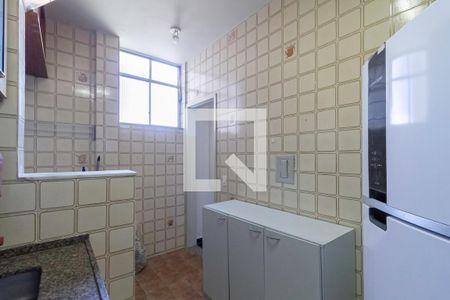 Apartamento para alugar com 55m², 2 quartos e 1 vaga Apartamento para alugar com 55m², 2 quartos e 1 vagaCozinha e Área de Serviço