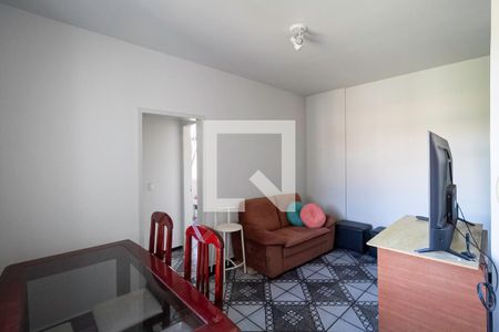 Sala de apartamento para alugar com 2 quartos, 55m² em Nova Cachoeirinha, Belo Horizonte