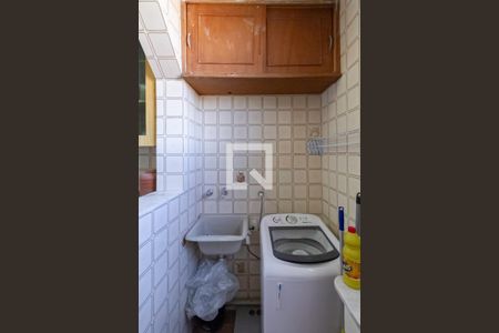 Apartamento para alugar com 55m², 2 quartos e 1 vaga Apartamento para alugar com 55m², 2 quartos e 1 vagaCozinha e Área de Serviço