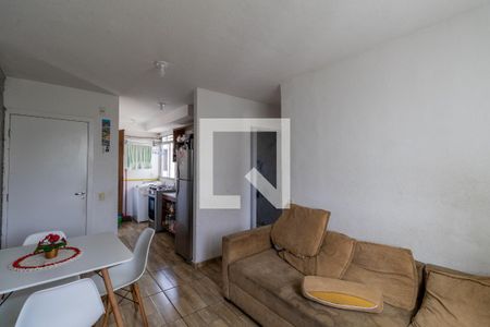 Sala/Cozinha/Área de Serviço de apartamento para alugar com 2 quartos, 39m² em Colônia (zona Leste), São Paulo