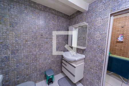 Casa à venda com 68m², 2 quartos e 1 vagaBanheiro