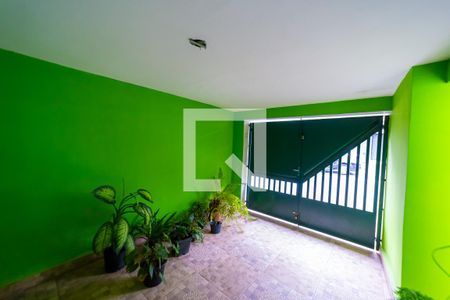Casa à venda com 68m², 2 quartos e 1 vagaGaragem