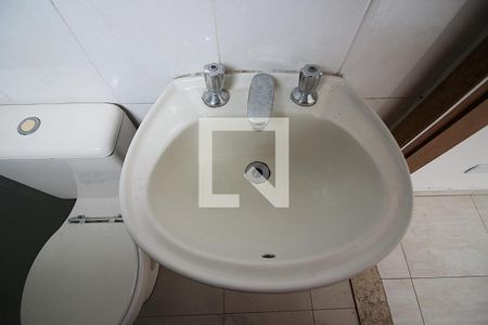 Casa à venda com 113m², 4 quartos e 1 vagaQuarto 3 - Suíte Banheiro 