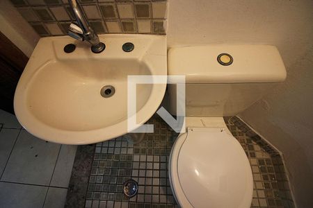 Casa à venda com 113m², 4 quartos e 1 vagaLavabo 