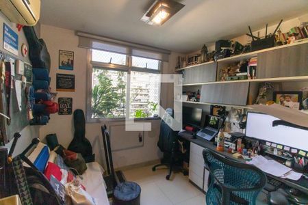 Quarto 1 de apartamento à venda com 3 quartos, 120m² em Icaraí, Niterói