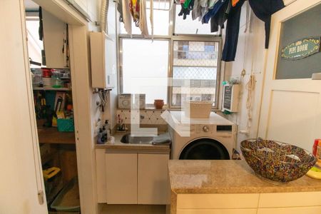 Apartamento à venda com 120m², 3 quartos e 1 vaga Apartamento à venda com 120m², 3 quartos e 1 vagaCozinha e Área de Serviço