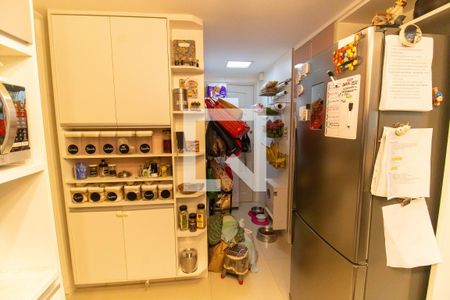 Apartamento à venda com 120m², 3 quartos e 1 vaga Apartamento à venda com 120m², 3 quartos e 1 vagaCozinha e Área de Serviço