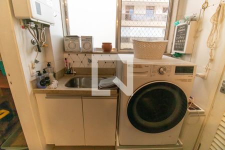 Apartamento à venda com 120m², 3 quartos e 1 vaga Apartamento à venda com 120m², 3 quartos e 1 vagaCozinha e Área de Serviço