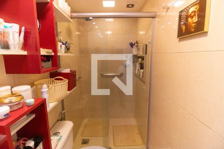 Apartamento à venda com 120m², 3 quartos e 1 vaga Apartamento à venda com 120m², 3 quartos e 1 vagaBanheiro da Suíte