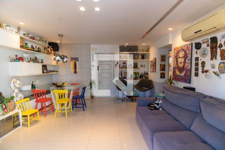 Sala de apartamento à venda com 3 quartos, 120m² em Icaraí, Niterói