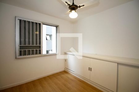 Apartamento à venda com 76m², 2 quartos e 1 vagaQuarto 2