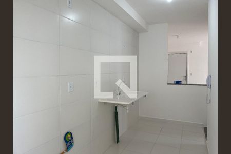 Cozinha de apartamento para alugar com 2 quartos, 46m² em Parque Santa Rosa, Suzano
