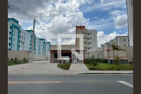 Apartamento para alugar com 46m², 2 quartos e 1 vagaFachado do condomínio