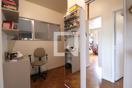 Apartamento à venda com 81m², 2 quartos e sem vagaEscritório