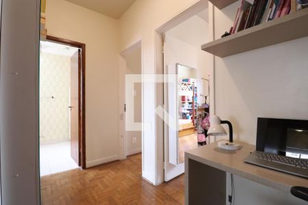 Apartamento à venda com 81m², 2 quartos e sem vagaEscritório