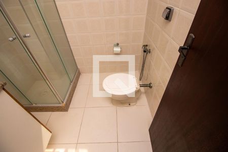 Apartamento à venda com 165m², 2 quartos e 3 vagasBanheiro quarto 2