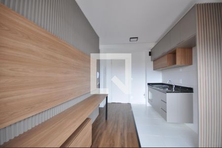 Sala de apartamento para alugar com 1 quarto, 38m² em Vila Mazzei, São Paulo