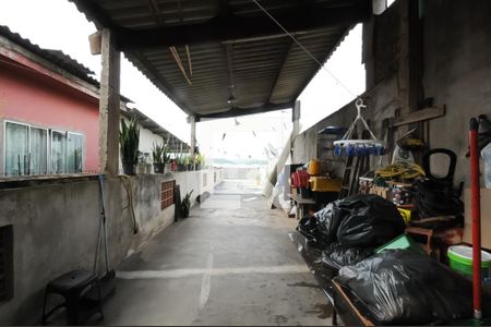 Casa à venda com 185m², 3 quartos e 3 vagasquintal - área de cima da casa