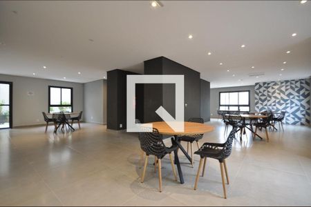 Apartamento para alugar com 38m², 1 quarto e sem vaga Apartamento para alugar com 38m², 1 quarto e sem vagaÁrea comum - Salão de festas