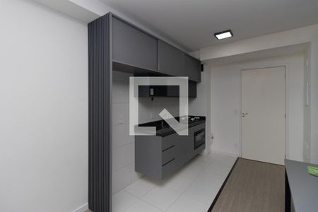 Sala/Cozinha de apartamento para alugar com 1 quarto, 38m² em Vila Mazzei, São Paulo