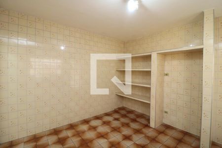 Casa para alugar com 90m², 2 quartos e 2 vagasCozinha