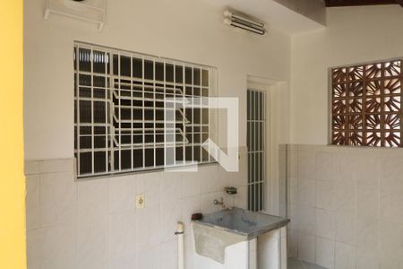 Casa para alugar com 90m², 2 quartos e 2 vagasÁrea de Serviço