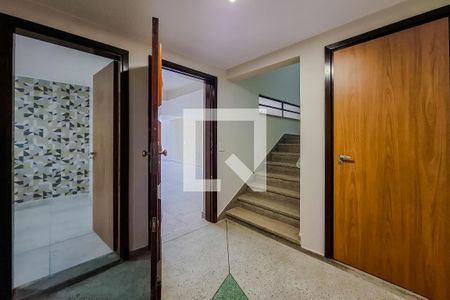 Entrada de casa à venda com 5 quartos, 216m² em Vila Mariana, São Paulo