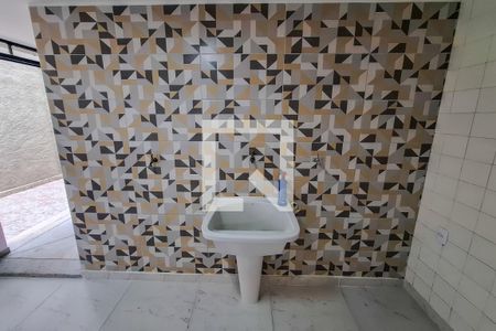 Casa à venda com 216m², 5 quartos e 3 vagas Casa à venda com 216m², 5 quartos e 3 vagasLavanderia