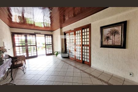 Apartamento à venda com 70m², 2 quartos e 1 vaga Apartamento à venda com 70m², 2 quartos e 1 vagaHall social