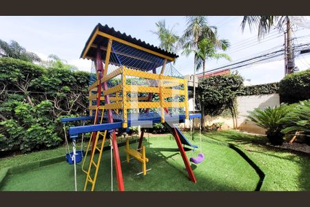 Apartamento à venda com 70m², 2 quartos e 1 vaga Apartamento à venda com 70m², 2 quartos e 1 vagaÁrea comum - Playground