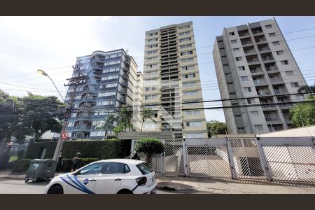 Apartamento à venda com 70m², 2 quartos e 1 vaga Apartamento à venda com 70m², 2 quartos e 1 vagaFachada