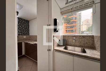 Apartamento à venda com 104m², 2 quartos e 2 vagasLavanderia