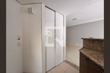Apartamento à venda com 104m², 2 quartos e 2 vagasCozinha