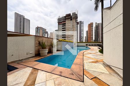 Apartamento à venda com 104m², 2 quartos e 2 vagasÁrea comum - Piscina