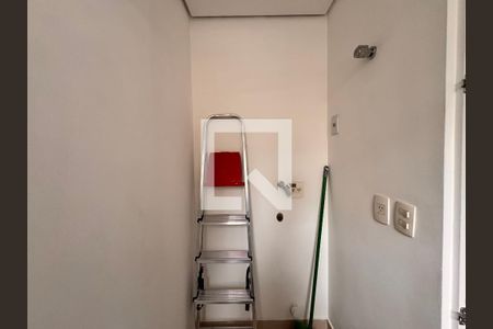 Apartamento à venda com 104m², 2 quartos e 2 vagasLavanderia