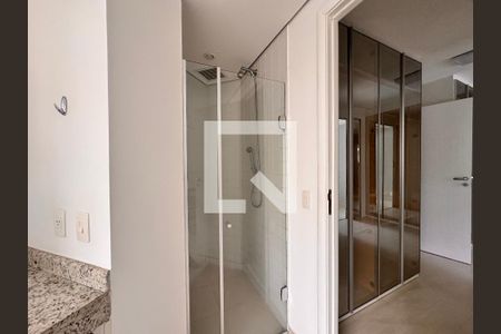 Apartamento à venda com 104m², 2 quartos e 2 vagasBanheiro da suíte 