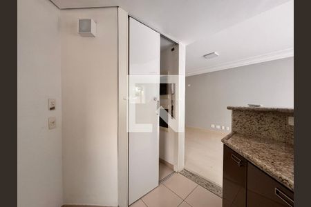 Apartamento à venda com 104m², 2 quartos e 2 vagasCozinha