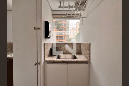 Apartamento à venda com 104m², 2 quartos e 2 vagasLavanderia