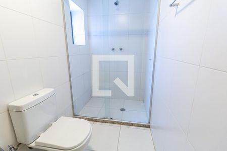 Apartamento para alugar com 69m², 2 quartos e 1 vaga Apartamento para alugar com 69m², 2 quartos e 1 vagaBanheiro da Suíte