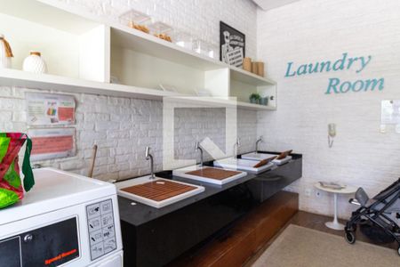 Apartamento para alugar com 69m², 2 quartos e 1 vaga Apartamento para alugar com 69m², 2 quartos e 1 vagaÁrea Comum - Lavanderia