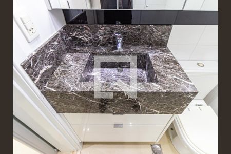 Apartamento à venda com 146m², 3 quartos e 4 vagasBanheiro da Suíte 1