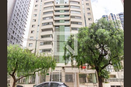 Apartamento à venda com 146m², 3 quartos e 4 vagasFachada