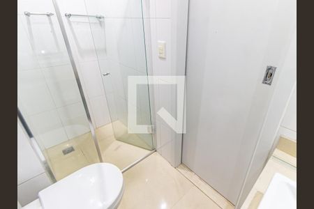 Apartamento à venda com 146m², 3 quartos e 4 vagasBanheiro da Suíte 2